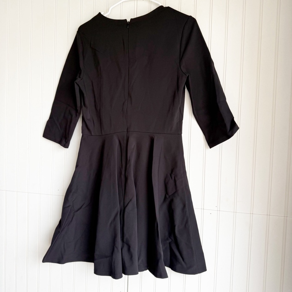 Diane von Furstenberg Size 10 Black Ponte Jeannie V-neck Flared Dress - Picture 5 of 5